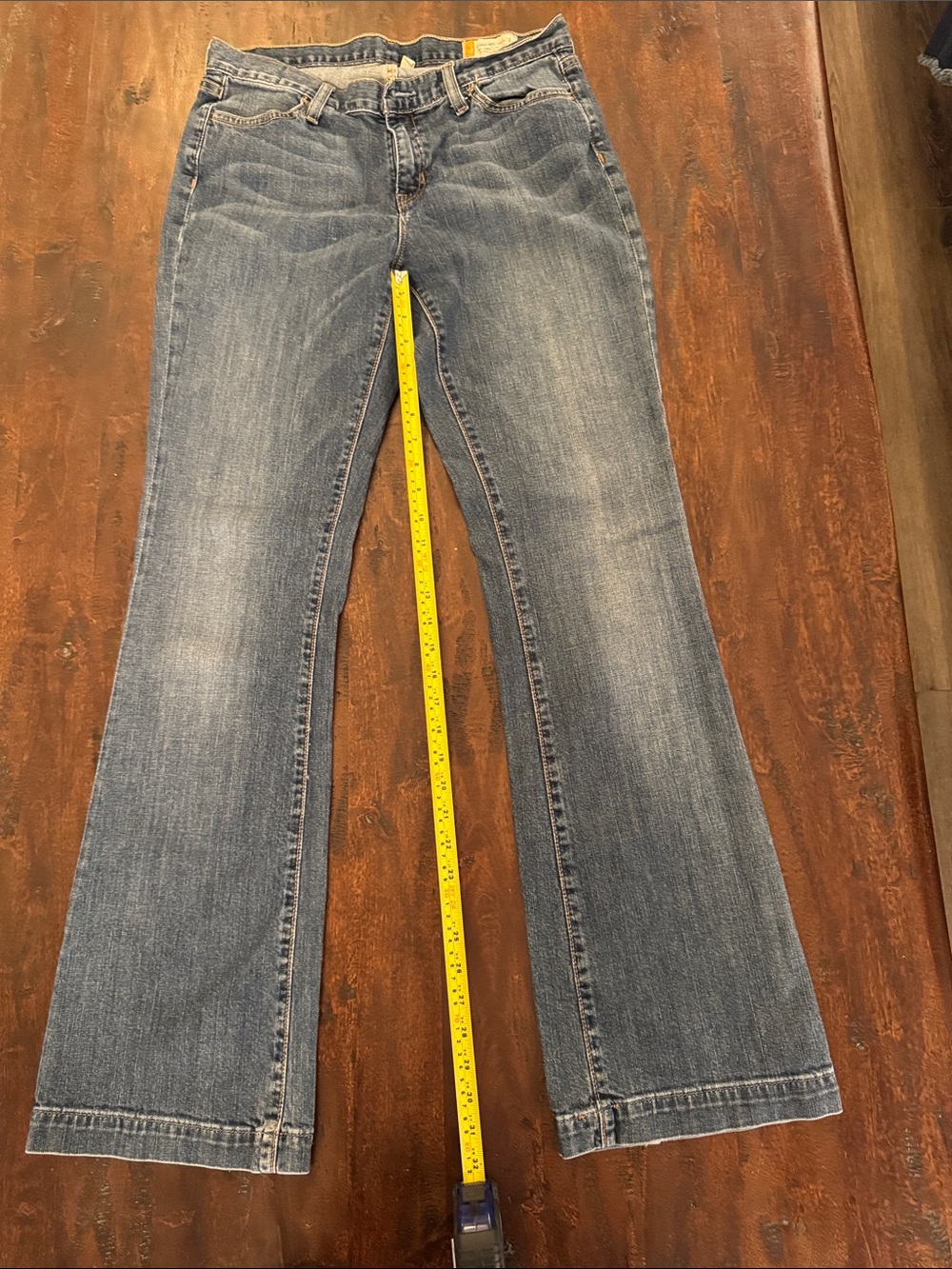 GAP Women's Faded Blue Wide Leg Jeans, size 30 Tall